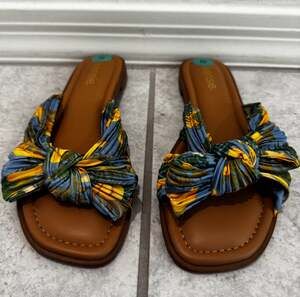 Kensie Women's Slide Sandals with Bow Knot Detail